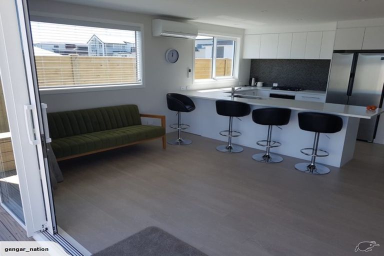 Photo of property in 1 Tuangi Way, Papamoa Beach, Papamoa, 3118