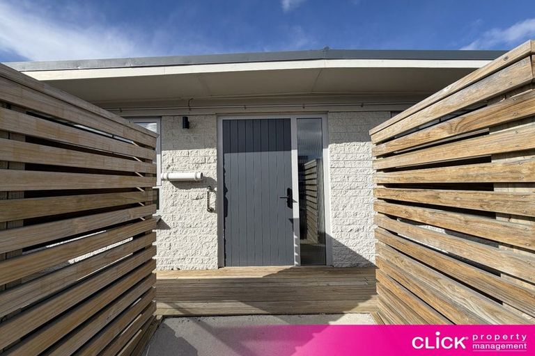 Photo of property in 33 Melbourne Street, South Dunedin, Dunedin, 9012
