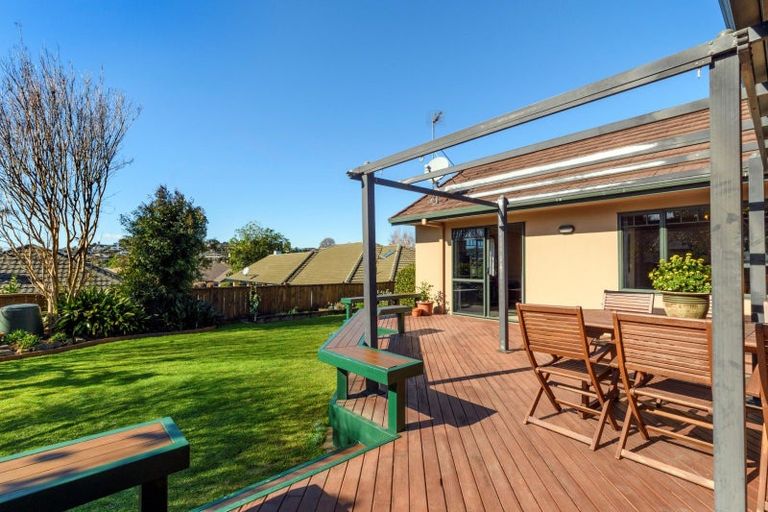 Photo of property in 14 Braeburn Place, Bethlehem, Tauranga, 3110