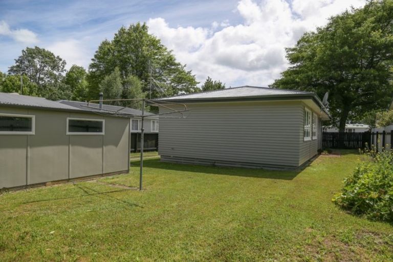 Photo of property in 33 Te Rangitautahanga Road, Turangi, 3334