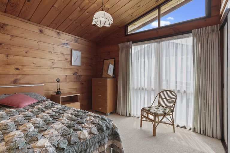 Photo of property in 28 Anich Road, Massey, Auckland, 0614