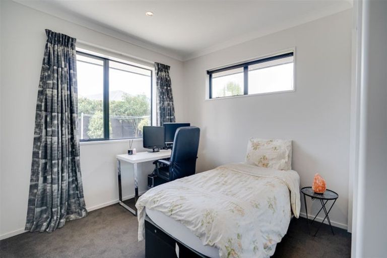 Photo of property in 72 Beachvale Drive, Kaiapoi, 7630