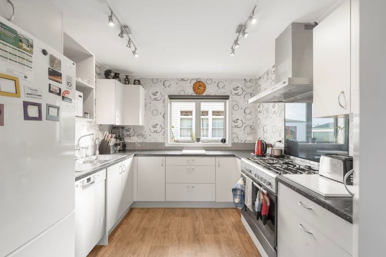 Photo of property in 16 Joseph Street, Gore, 9710