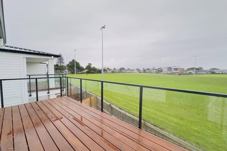 Photo of property in 16/12 Thompson Street, Mangere East, Auckland, 2024