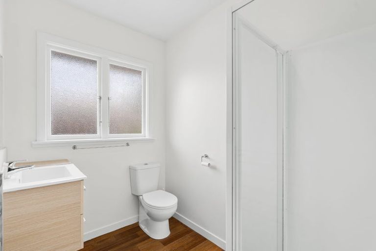 Photo of property in 18 Owens Terrace, Upper Riccarton, Christchurch, 8041