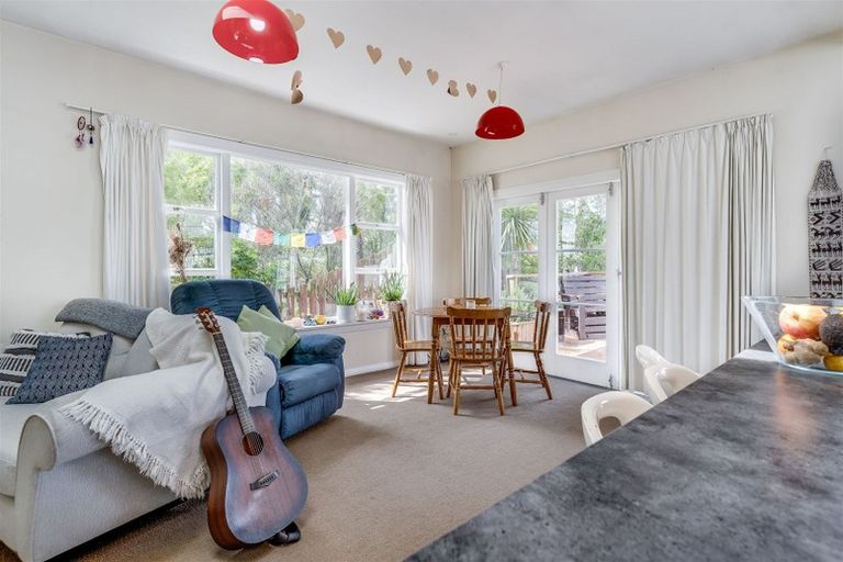 Photo of property in 119 Bowhill Road, New Brighton, Christchurch, 8083