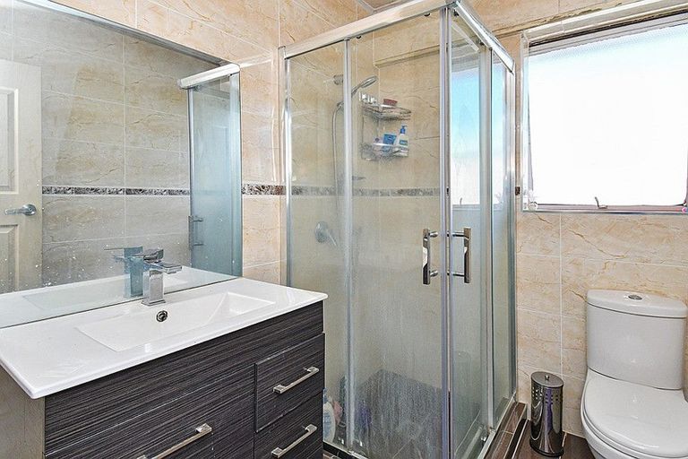 Photo of property in 90 Station Road, Papatoetoe, Auckland, 2025