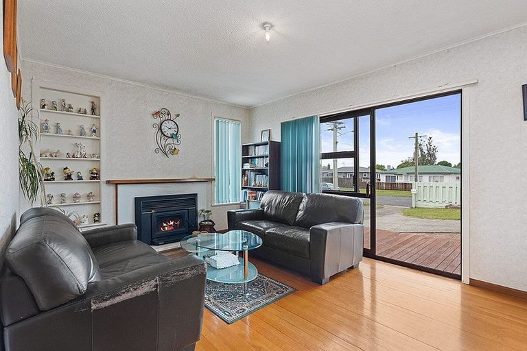 Photo of property in 21 Dunlop Road, Te Puke, 3119