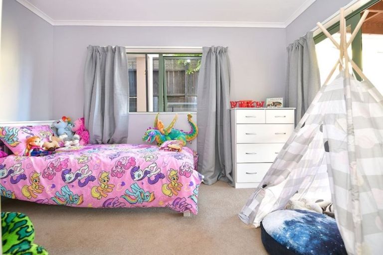 Photo of property in 30 Midshipman Court, Gulf Harbour, Whangaparaoa, 0930