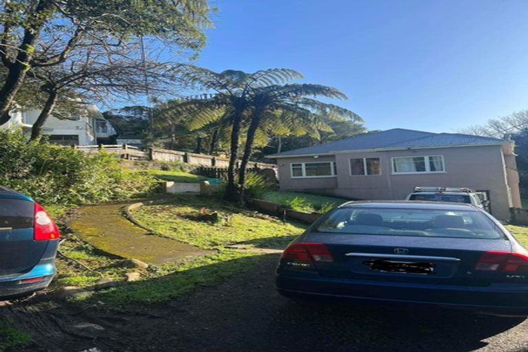 Photo of property in 52 Chamberlain Road, Karori, Wellington, 6012