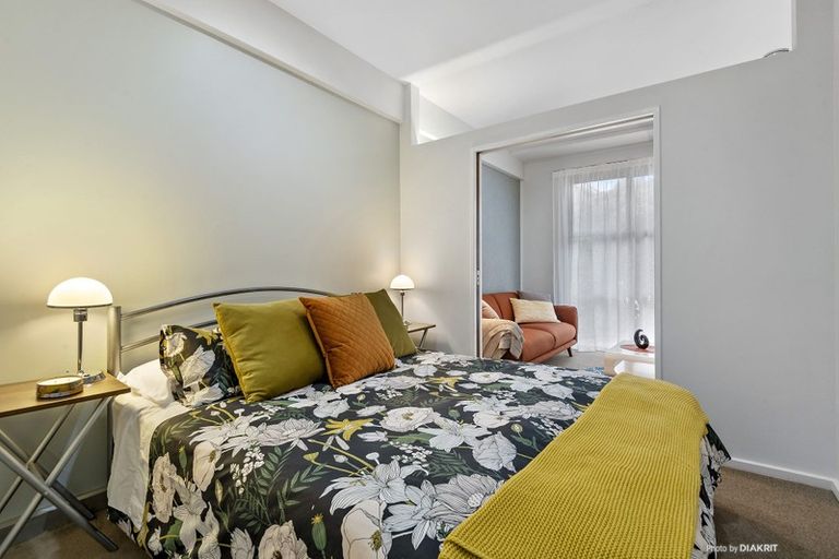 Photo of property in Atrium Towers, 2b/154 The Terrace, Wellington Central, Wellington, 6011