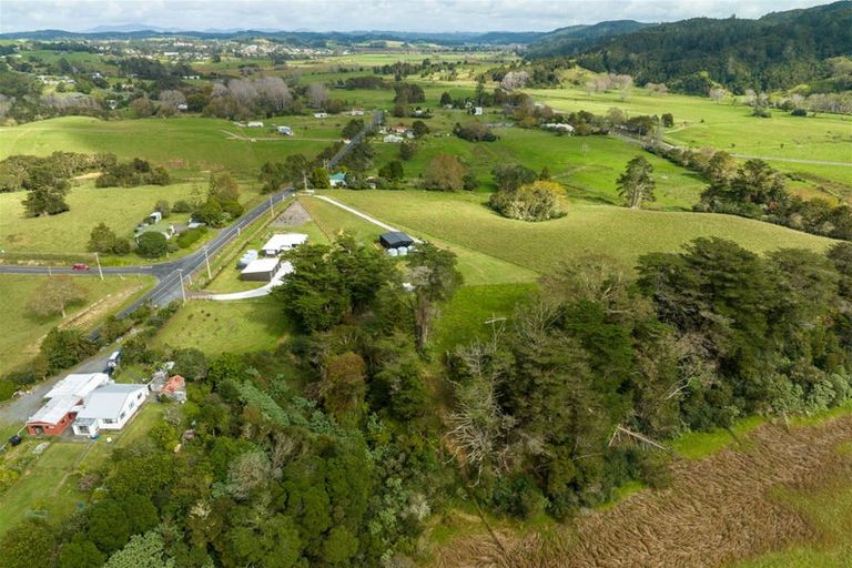 Photo of property in 59 Waikare Road, Kawakawa, 0282