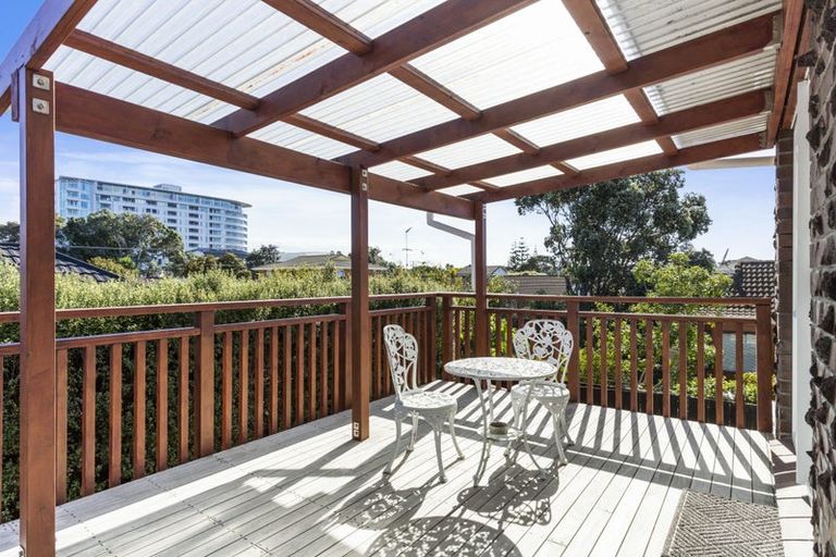 Photo of property in 21c Riverside Road, Orewa, 0931
