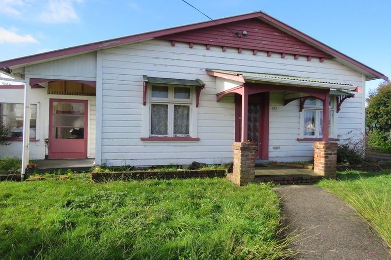 Photo of property in 33 Romilly Street, Westport, 7825