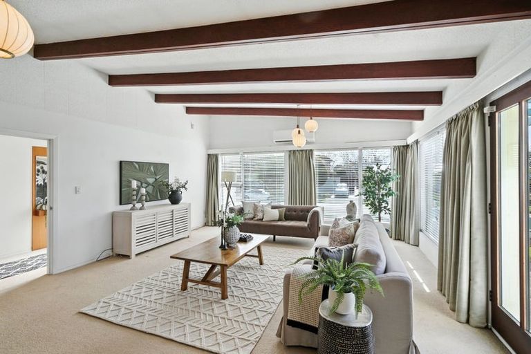 Photo of property in 7 Rosedale Place, Avonhead, Christchurch, 8042