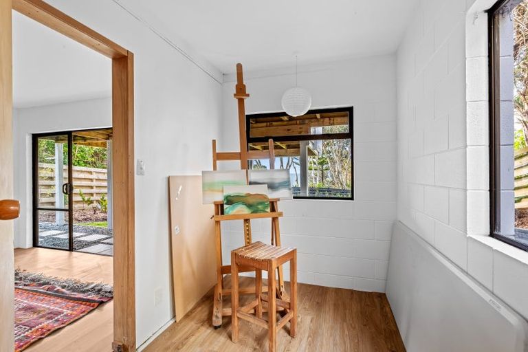 Photo of property in 79 Duncansby Road, Stanmore Bay, Whangaparaoa, 0932