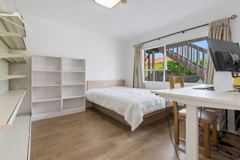 Photo of property in 177 West Harbour Drive, West Harbour, Auckland, 0618