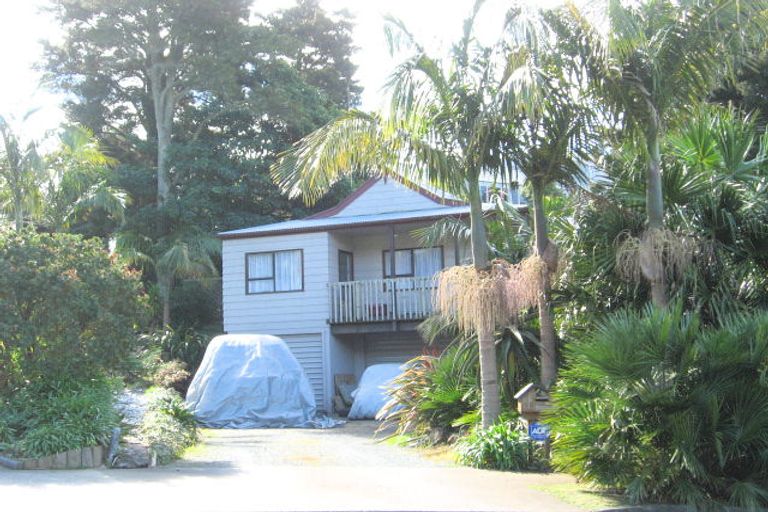 Photo of property in 10 Granfield Place, Te Kamo, Whangarei, 0112
