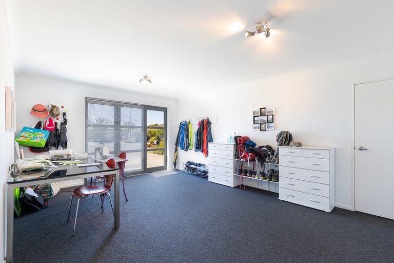 Photo of property in 16 Kitakita Grove, Motueka, 7120