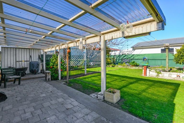 Photo of property in 218 Tudor Avenue, Mayfair, Hastings, 4122