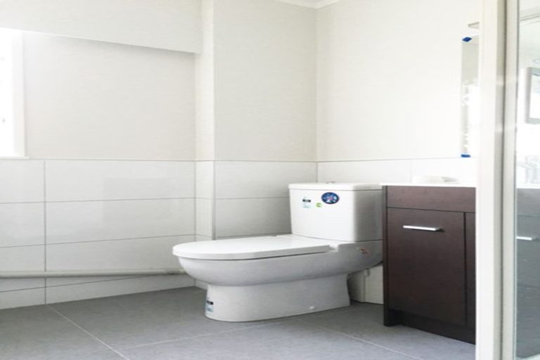 Photo of property in 185 Onewa Road, Birkenhead, Auckland, 0626