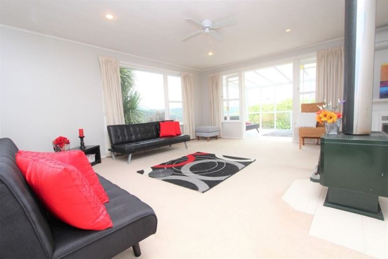 Photo of property in 31 Sunnyview Drive, Brown Owl, Upper Hutt, 5018