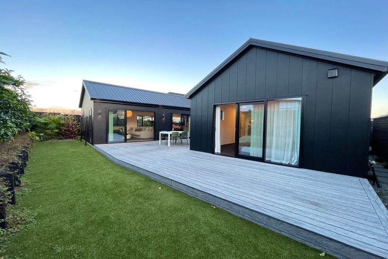 Photo of property in 32 Te Rata Boulevard, Karaka, 2124
