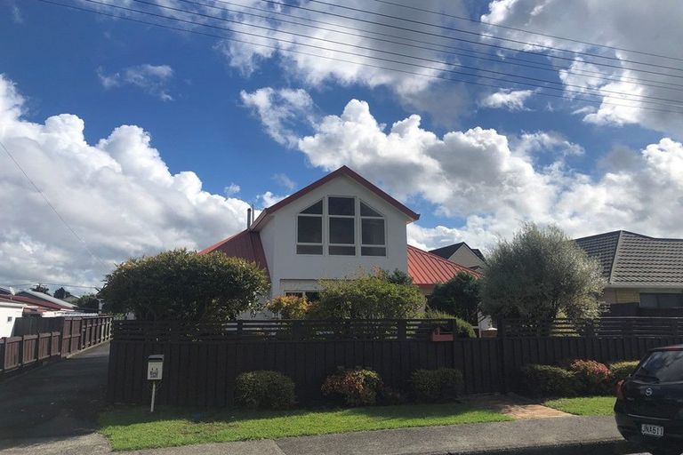 Photo of property in 6 Armstrong Avenue, Woodhill, Whangarei, 0110