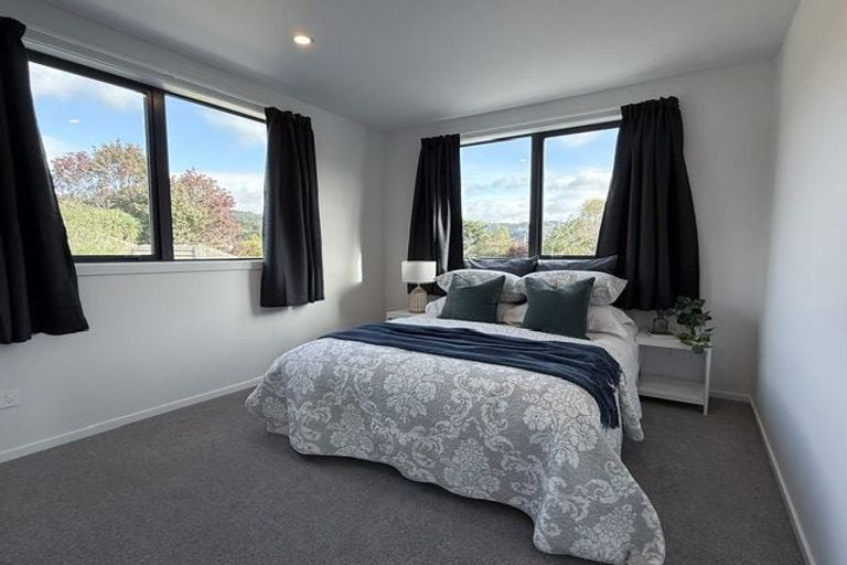 Photo of property in 4b Bathurst Street, Silverstream, Upper Hutt, 5019