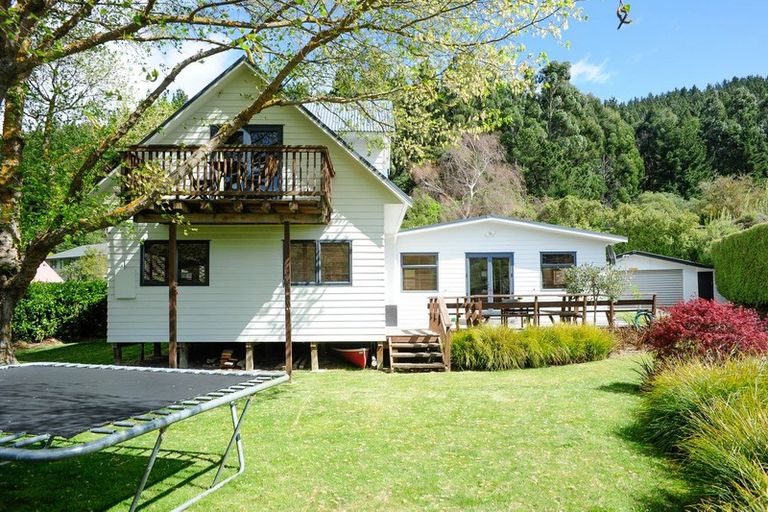 Photo of property in 10 Monalua Avenue, Purau, Diamond Harbour, 8972