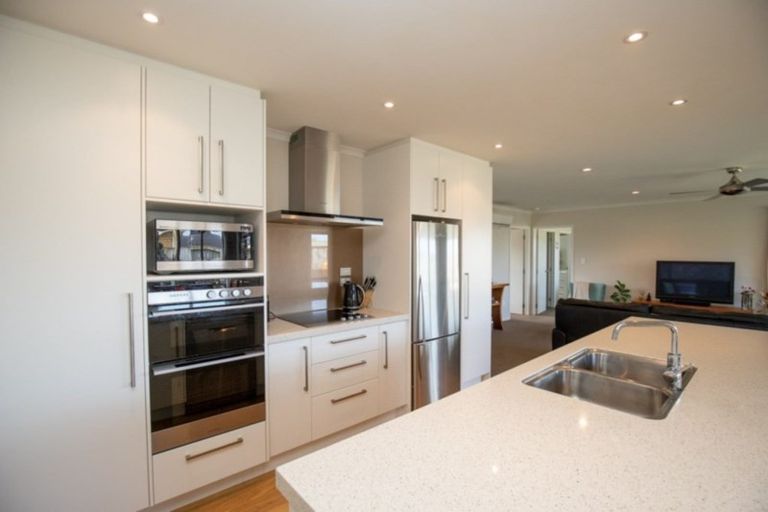 Photo of property in 21 Benner Drive, Ngatea, 3503