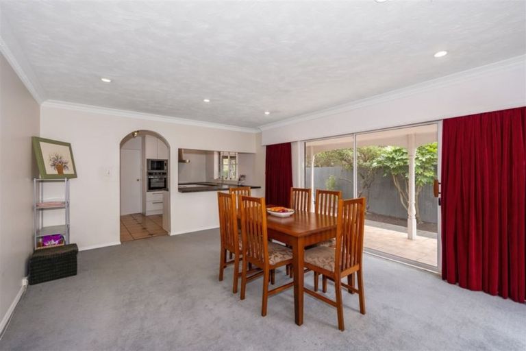 Photo of property in 2 Cintra Place, Casebrook, Christchurch, 8051