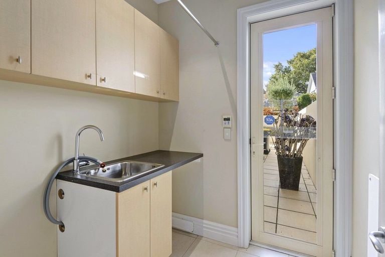 Photo of property in 40 Mcdougall Avenue, St Albans, Christchurch, 8014