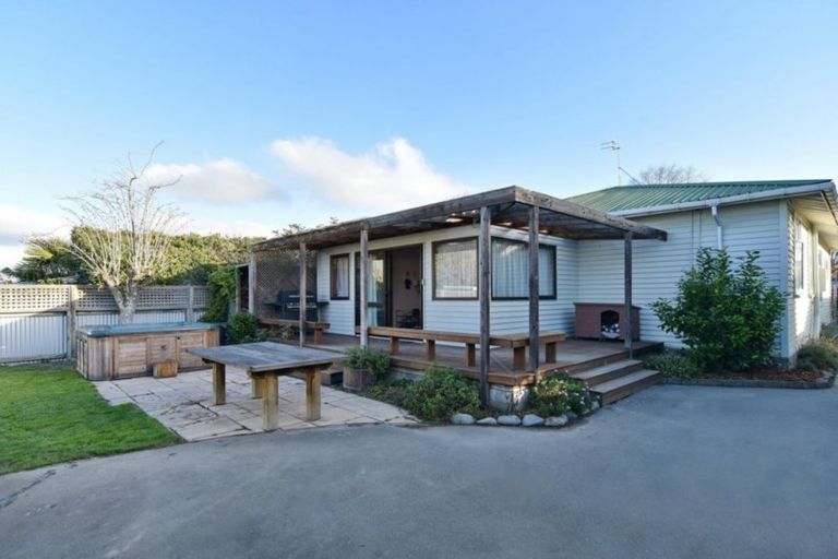 Photo of property in 42 Ayers Street, Rangiora, 7400