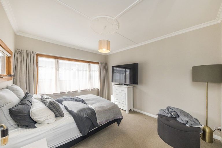 Photo of property in 79 Guy Avenue, Takaro, Palmerston North, 4410