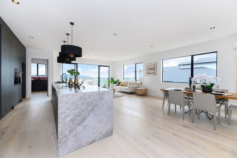 Photo of property in 54 Wainui Road, Silverdale, 0932