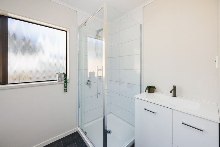 Photo of property in 4 Ngarimu Street, Roslyn, Palmerston North, 4414