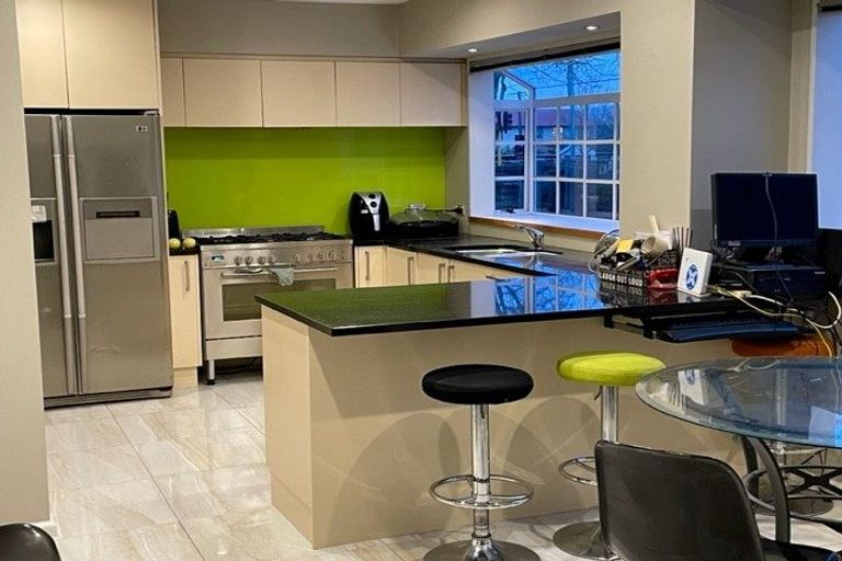 Photo of property in 55 Straven Road, Riccarton, Christchurch, 8011