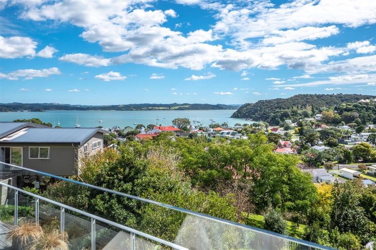 Photo of property in 3 Oneroa Road, Russell, 0202