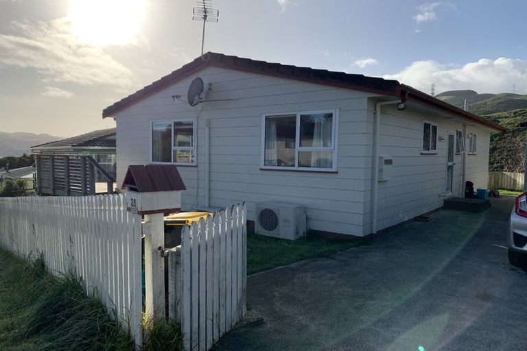 Photo of property in 25 Nassau Avenue, Grenada North, Wellington, 5028