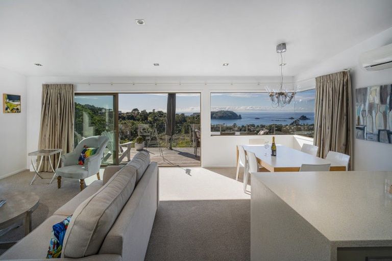 Photo of property in 10 Patricia Place, Hahei, Whitianga, 3591