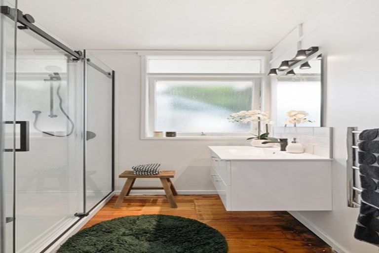 Photo of property in 3/340 Te Atatu Road, Te Atatu South, Auckland, 0610