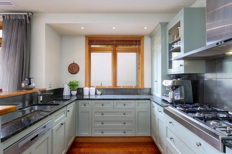 Photo of property in 395 Wakefield Quay, Stepneyville, Nelson, 7010