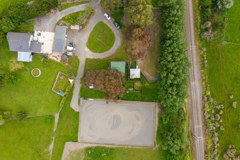 Photo of property in 986 Halcombe Road, Halcombe, Feilding, 4779