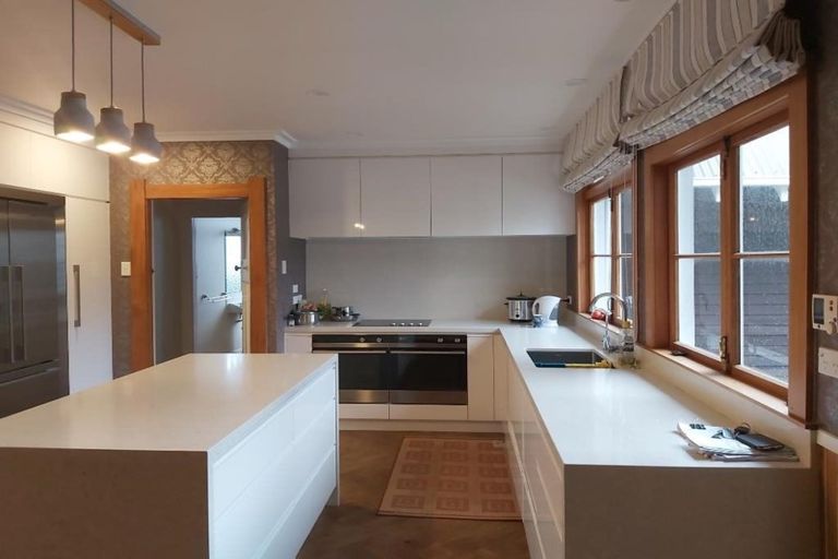 Photo of property in 35 Victoria Street, Hawera, 4610