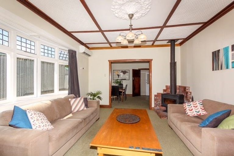 Photo of property in 100 Lemon Street, New Plymouth, 4312