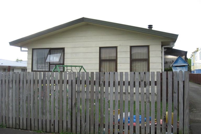 Photo of property in 2/8 Golf Road, Tahunanui, Nelson, 7011