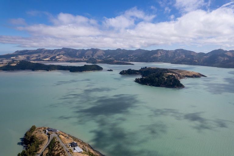 Photo of property in 4 Ohinehau Lane, Charteris Bay, Governors Bay, 8971