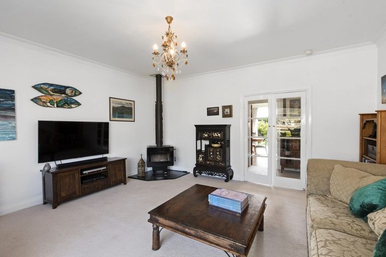 Photo of property in 129 Rangiuru Road, Otaki Beach, Otaki, 5512