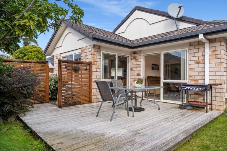 Photo of property in 70 Tuihana Drive, Papamoa Beach, Papamoa, 3118